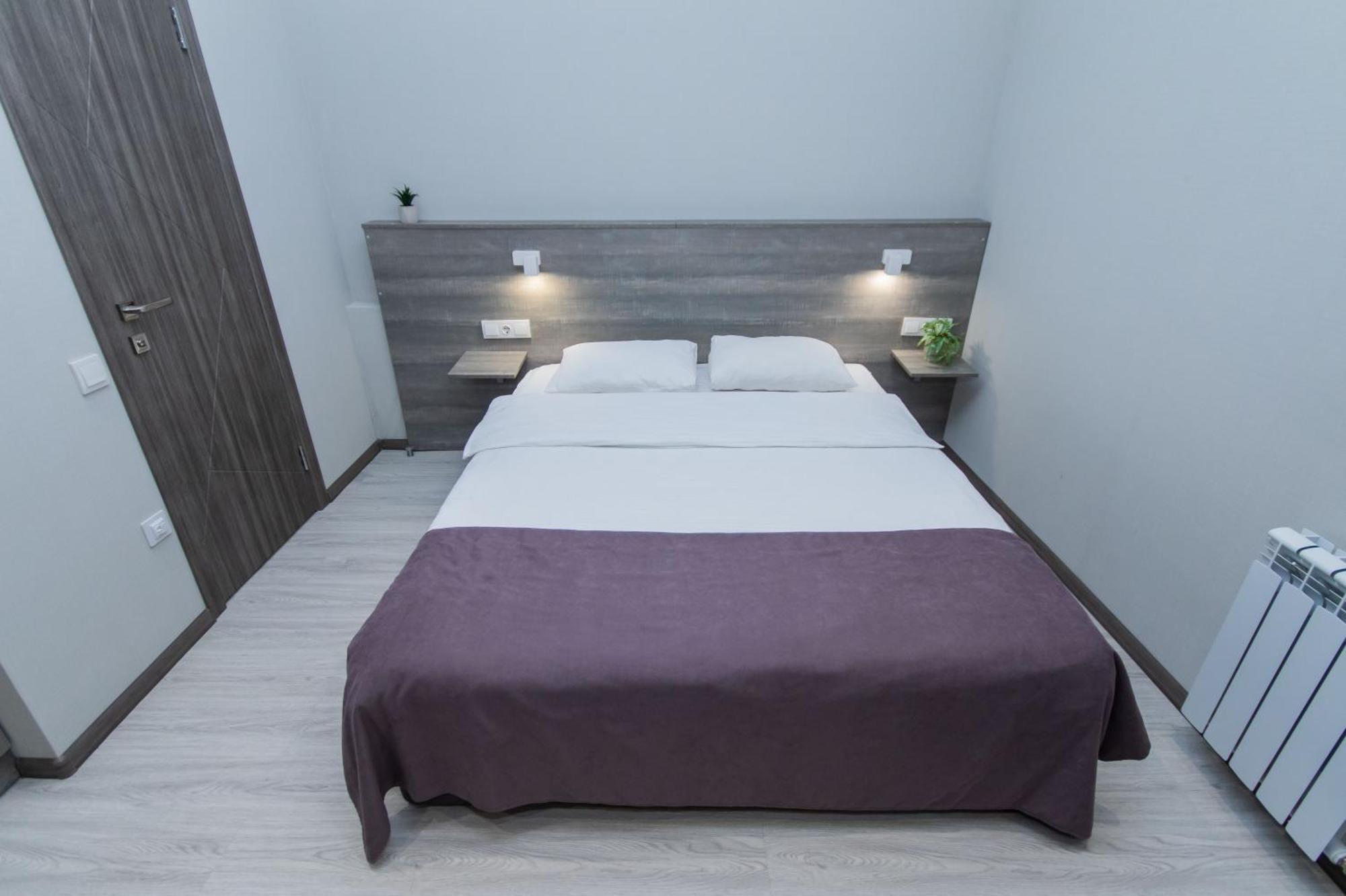 Hotel Seven à Vychneve Extérieur photo
